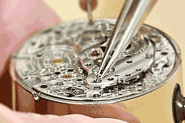 上海百达翡丽真皮手表表带维修